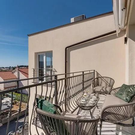 Deluxe Skyline - Fantastic Sea View Near The Appartamento Krk Town